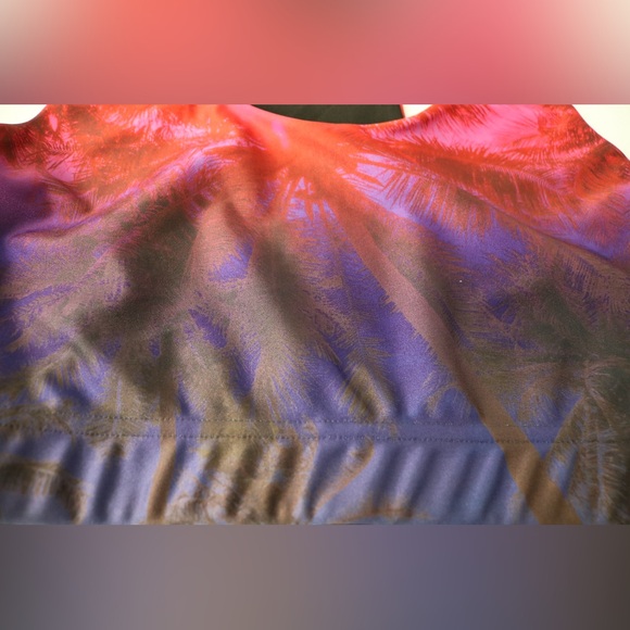 NWT- Terez Racerback Palm Sunset Sports Bra - Size Large - Picture 3 of 4